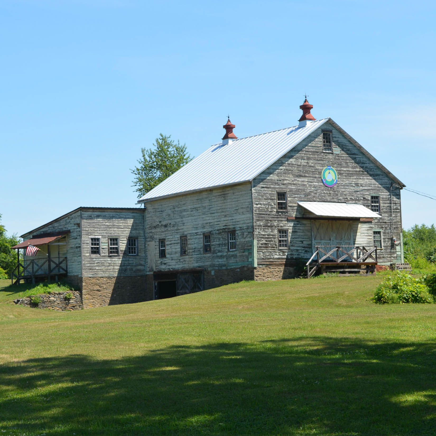 The original barn on Starbarrack Road.